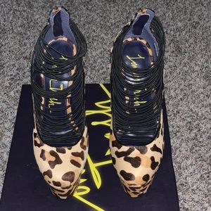 Cheetah Print London Trash Ceres